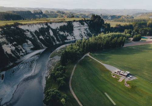 Rangitikei river and Rathmoy Lodge