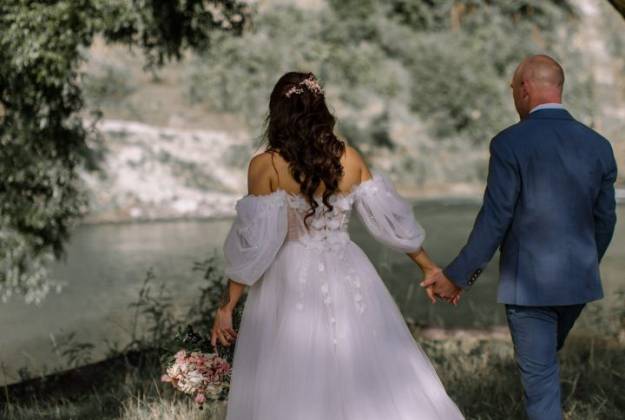 Wedding ceremony with scenic background at Rathmoy Estate